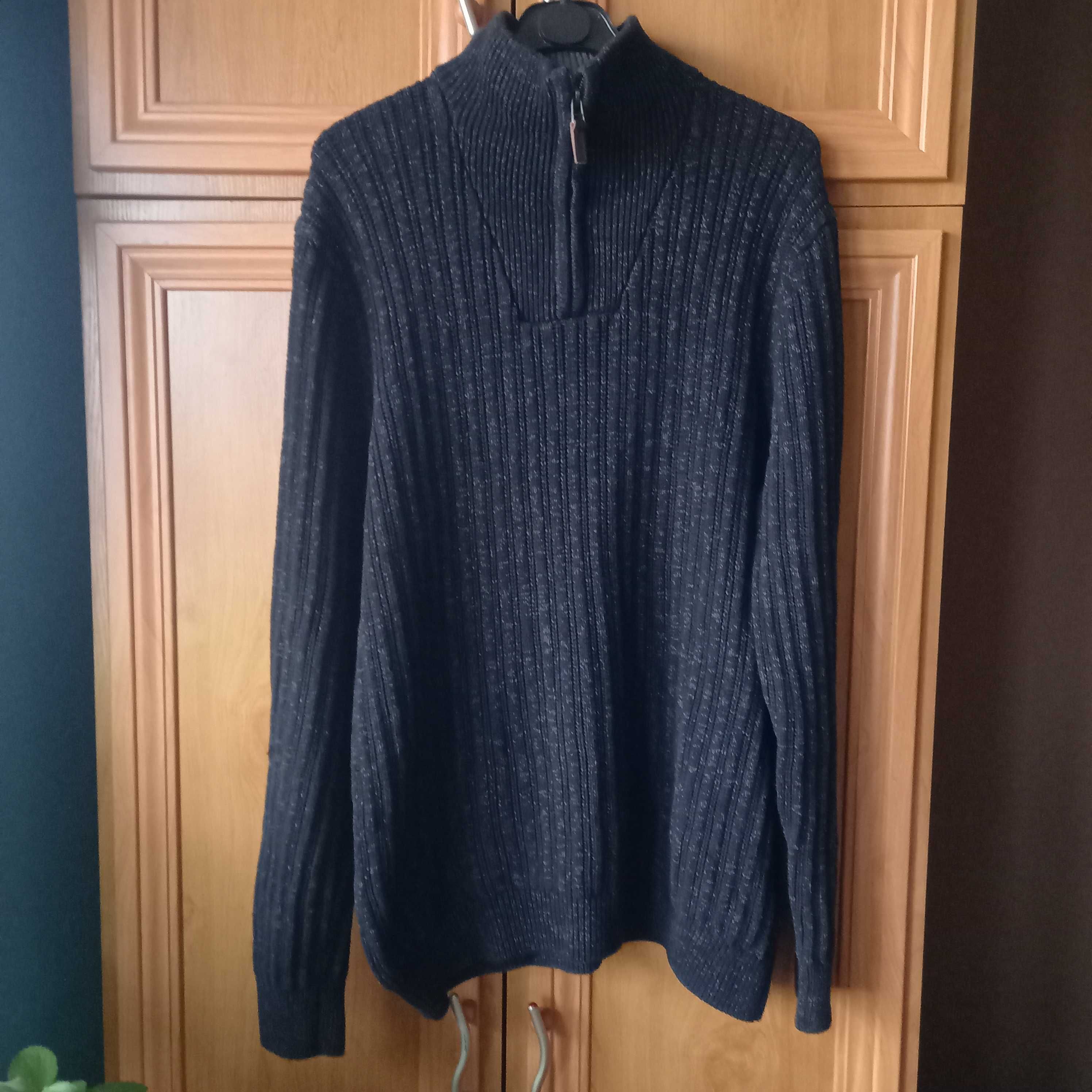 czarno szary gruby sweter męski  L