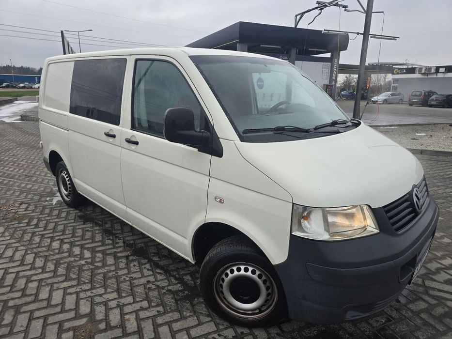 Volkswagen Transporter T5 2.5 TDI 130km 2008r , 6 osób , Klima , Hak , Okazja !