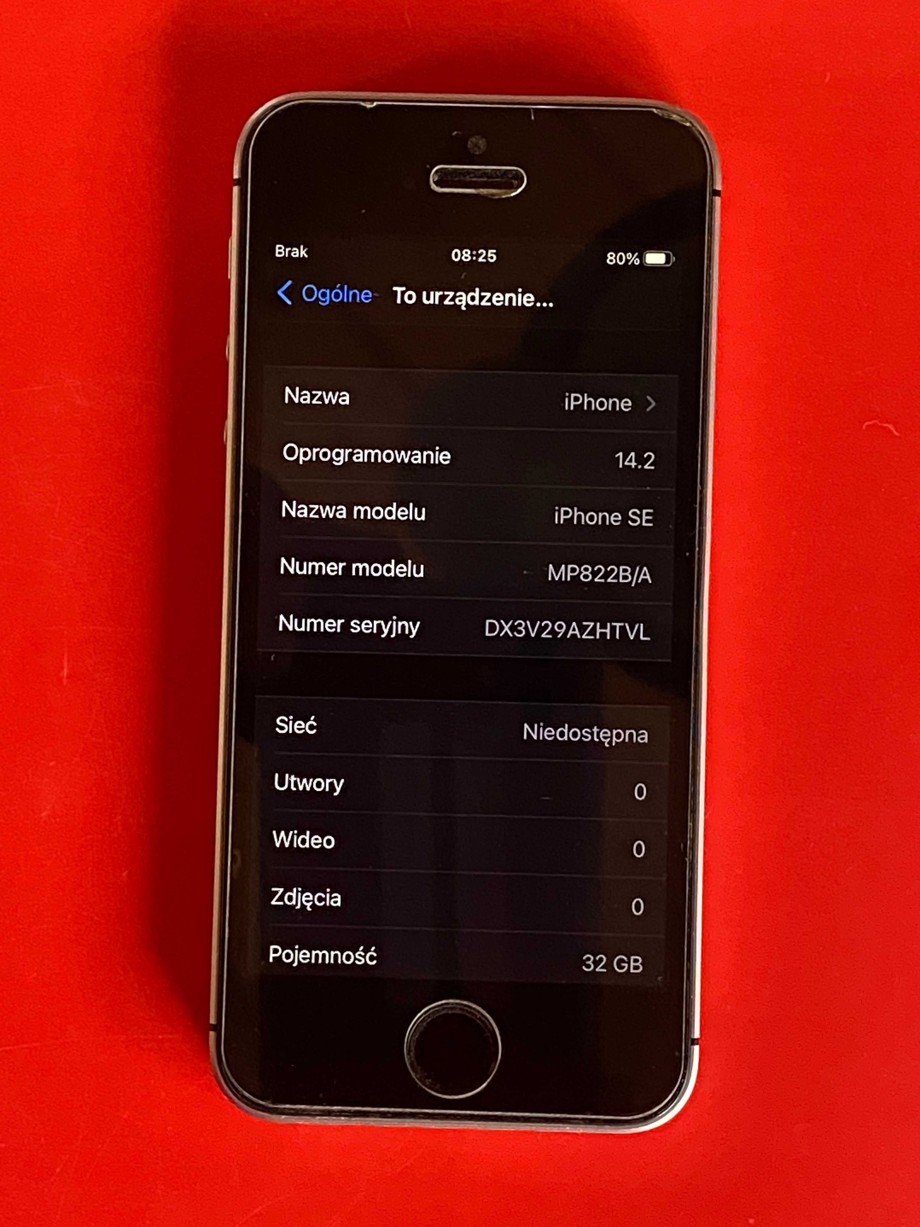 Apple iPhone SE 32 GB 4G (LTE) srebrny