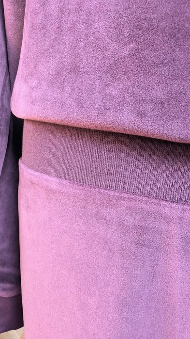 Kultowa welurowa sukienka dresowa Naketano, Śliwka, L