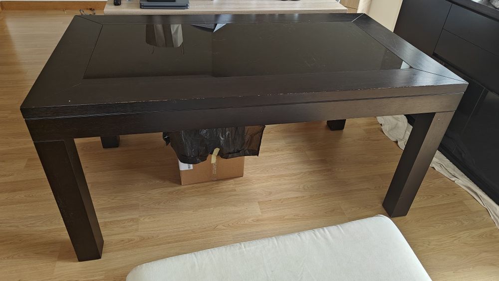 Mesa de jantar (6 a 10 pessoas)