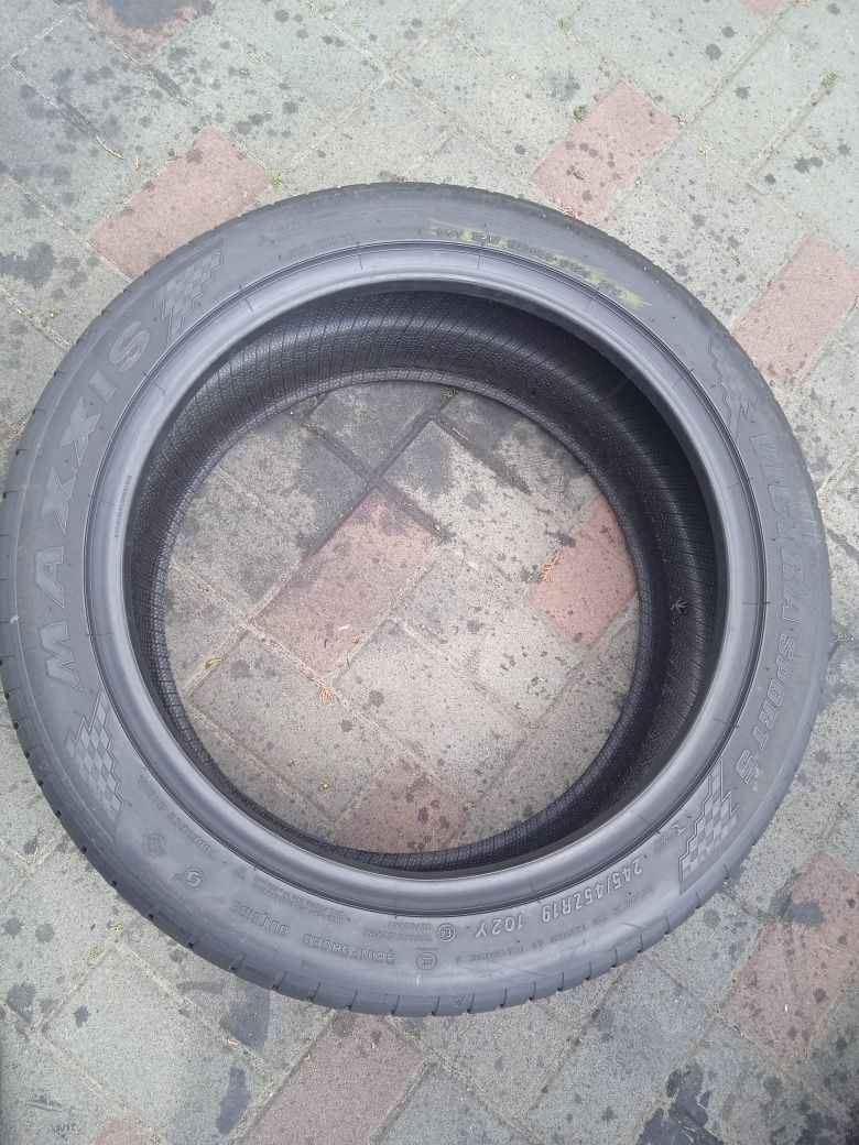 Шины лето 245.45.19 Maxxis VictraSport,24p,,7.5mm.