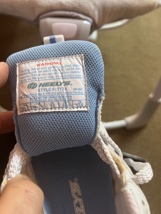 Tenis com rodas novo tudo impecavel
