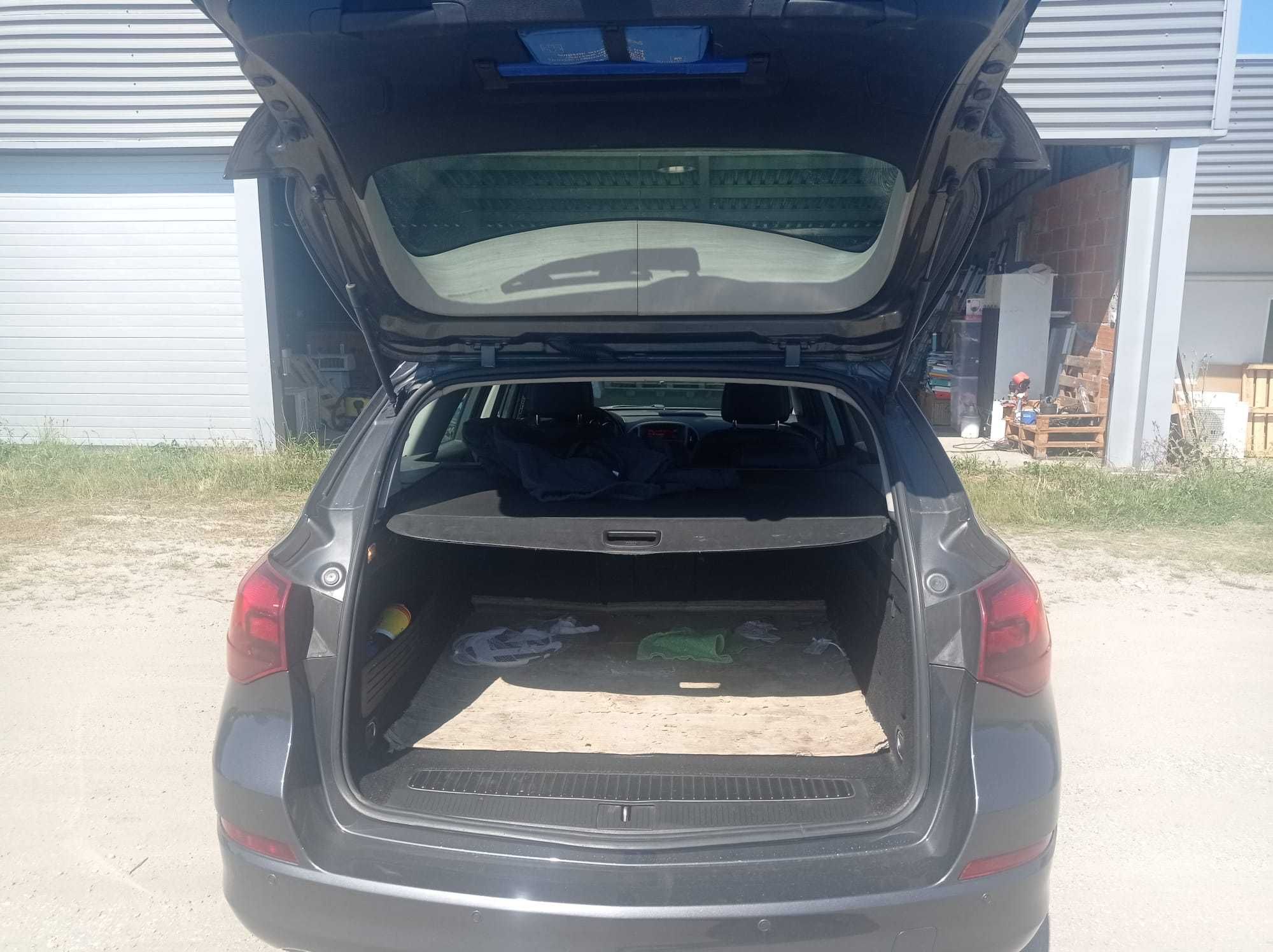 Opel Astra J SW 2011 1.6D 125CV