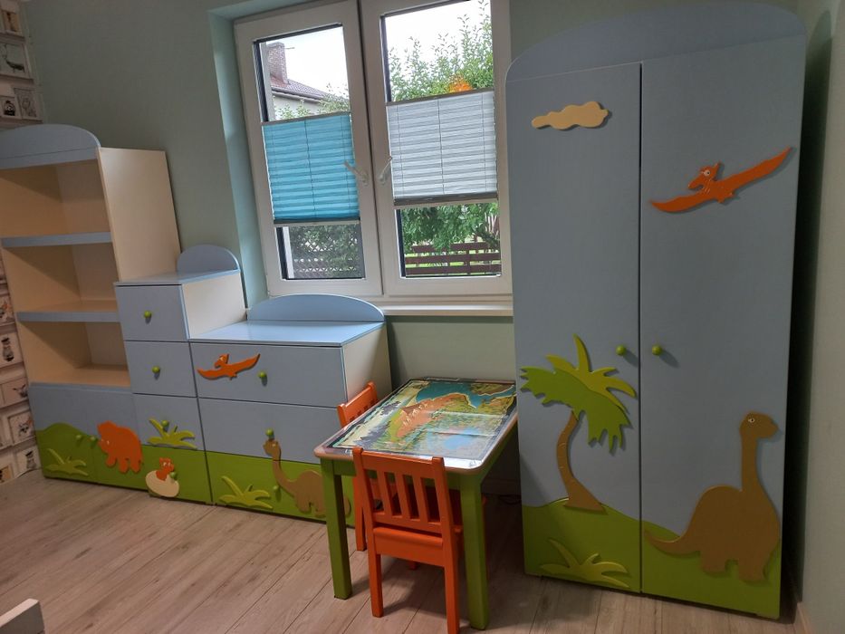 Meble dziecięce BAGGI, DINO, dinozaury + stolik i 2 krzesełka