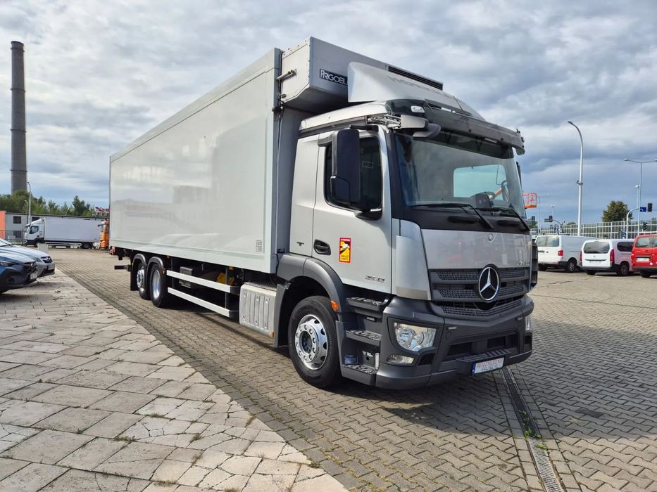 Mercedes-Benz Antos 2532 L 6X2 / CHŁODNIA / IZOTERMA / FRIGOBLOCK / 3 KOMORY / 3 PAROWNIKI / SUPER STAN / 1 WŁ. / BEZWYPADKOWY / EURO 6 / 24 EUROPALET  Najtańszy w EU! Unikatowy, super stan, Frigoblock, GWARANCJA!
