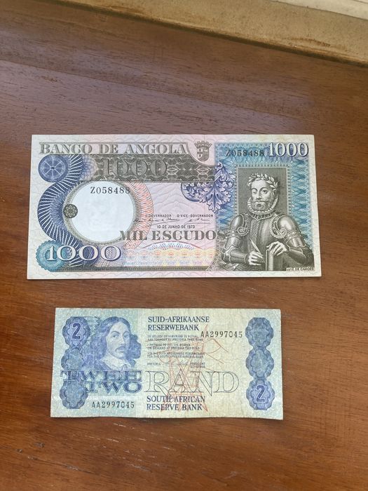 Notas 5 e 1000 liras africa dul e espanha