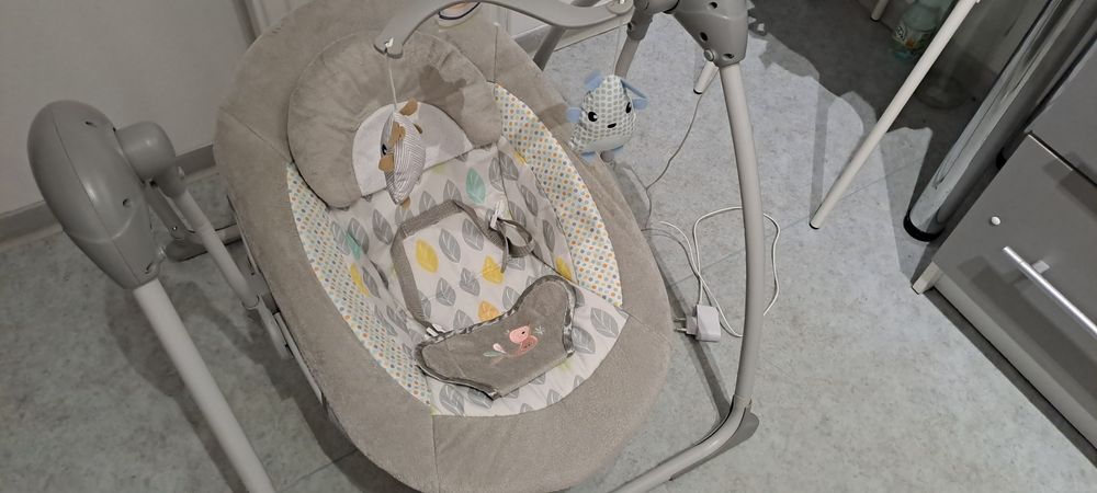 Leżaczek huśtawka bujaczek elektryczny kołysanki odgłosy natury