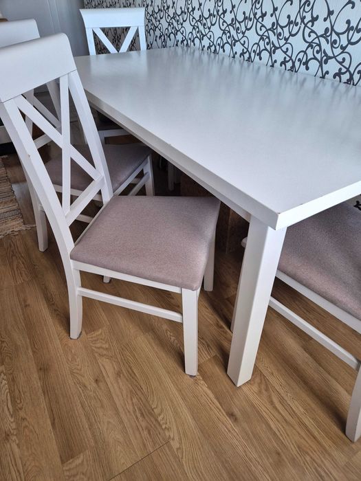 Stół 80x155cm + 4 krzesła BRW