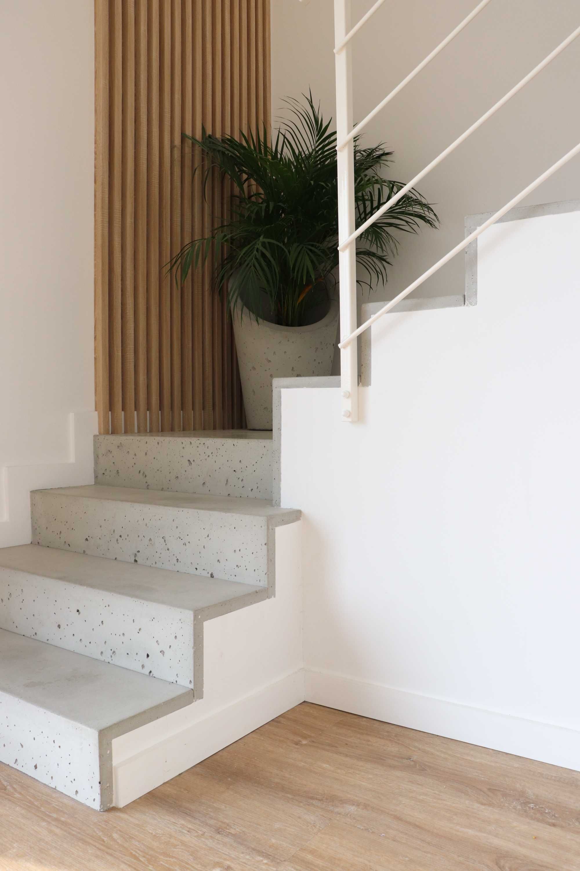 Schody z BETONU architektonicznego Klejone Stopnie Prefabrykowane !
