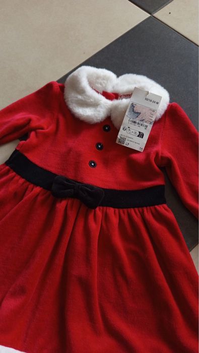 Новорічний костюм для дівчинки 92 з шкарпетками