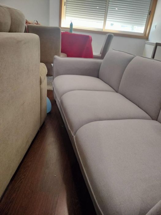 Vendo sofá novo 3 lugares