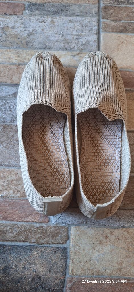 Buty wiosenne 37