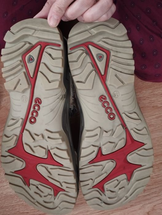 Ecco сандалі 44р