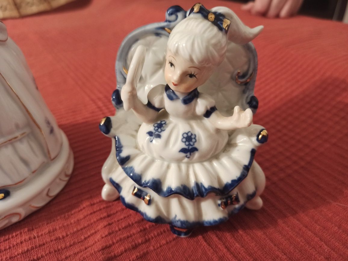 Zestaw 7 figurek porcelanowych