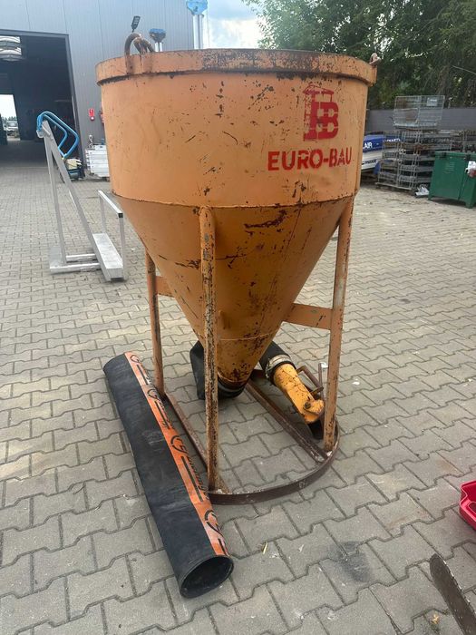 Zbiornik pojemnik dźwigowy łańcuchy EICHINGER 1017 na beton silos 500L