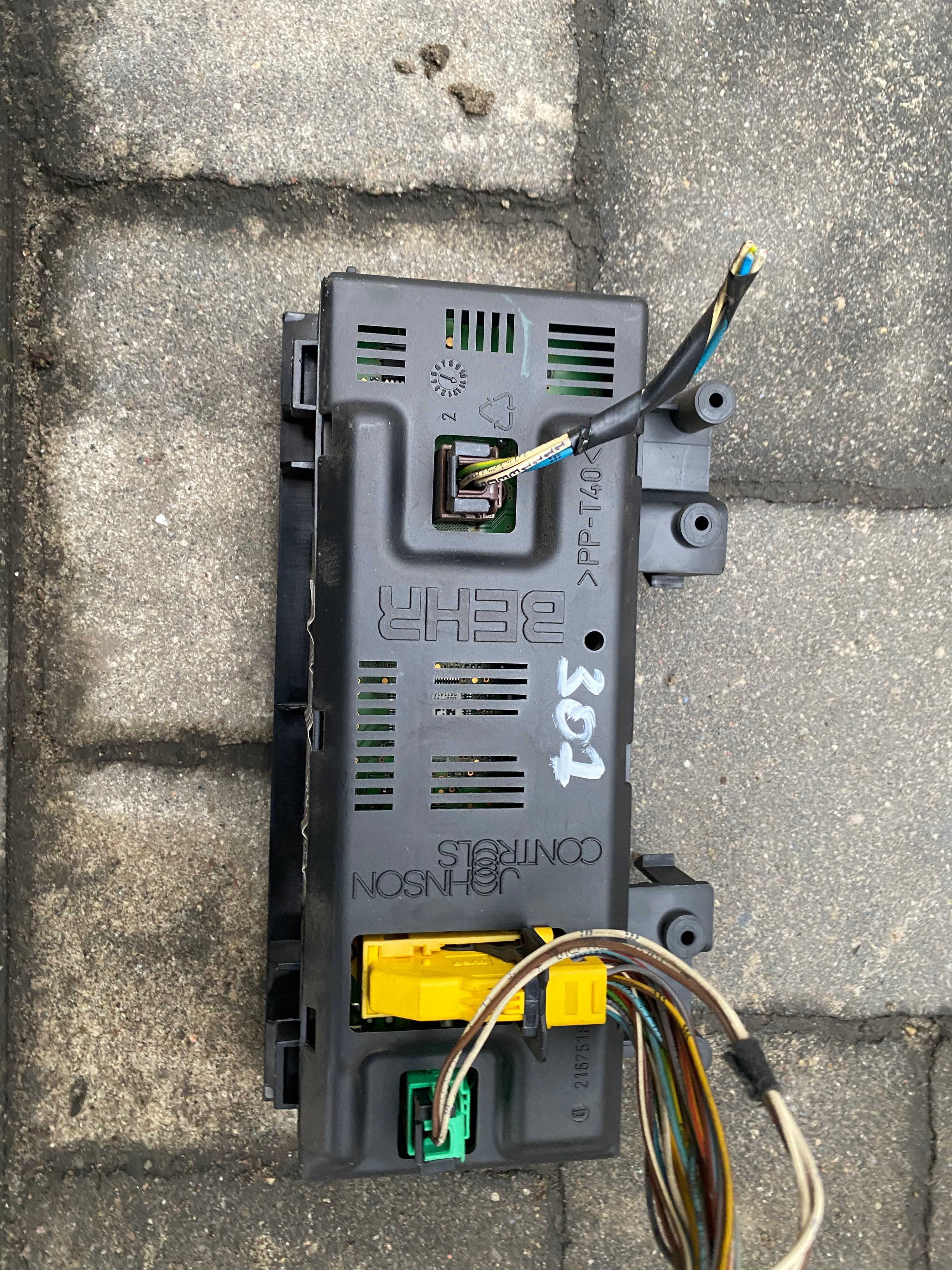 Panel sterowania nawiewu Peugeot 307. 964.662.7977
