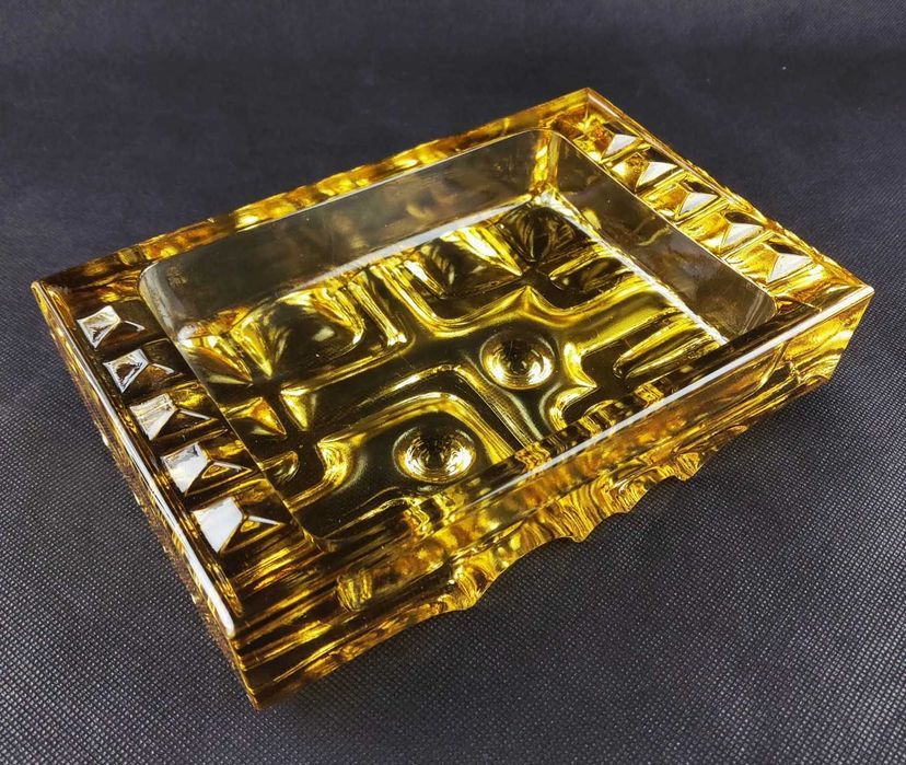 Duża popielnica VLADISLAV URBAN huta Rosice