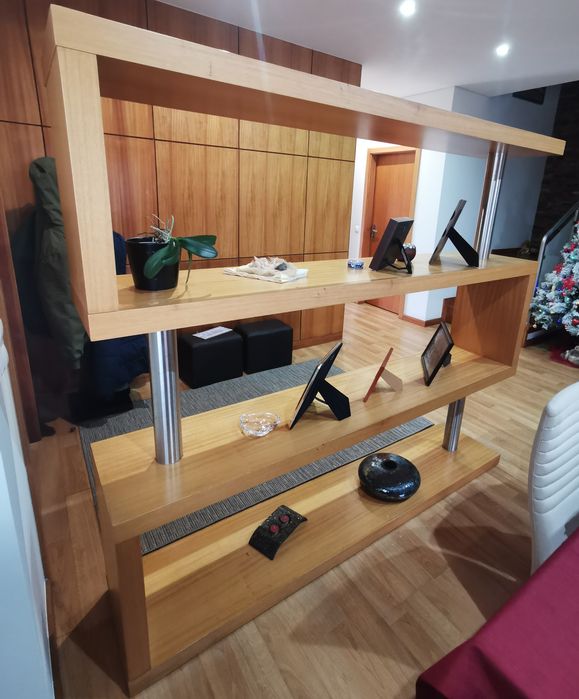 Móvel de sala (madeira  e metal)