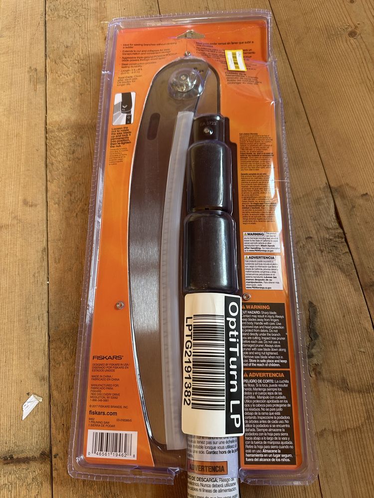 Пила Fiskars Compact Extendable Tree Saw (3'–8')