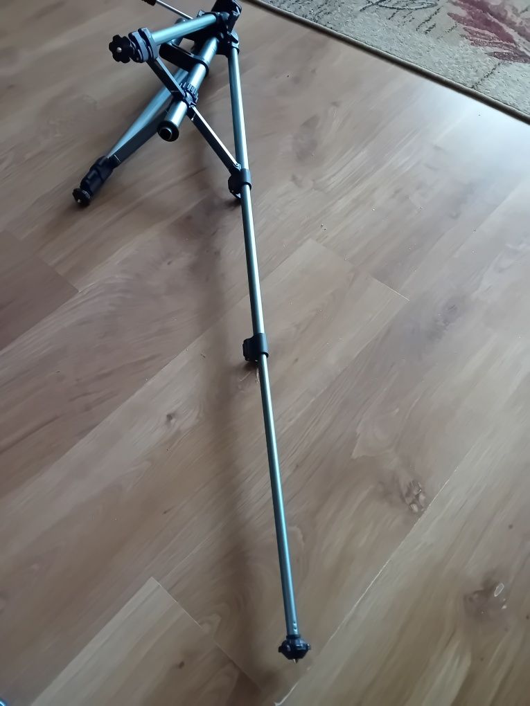 Statyw SOLIGOR VT-466