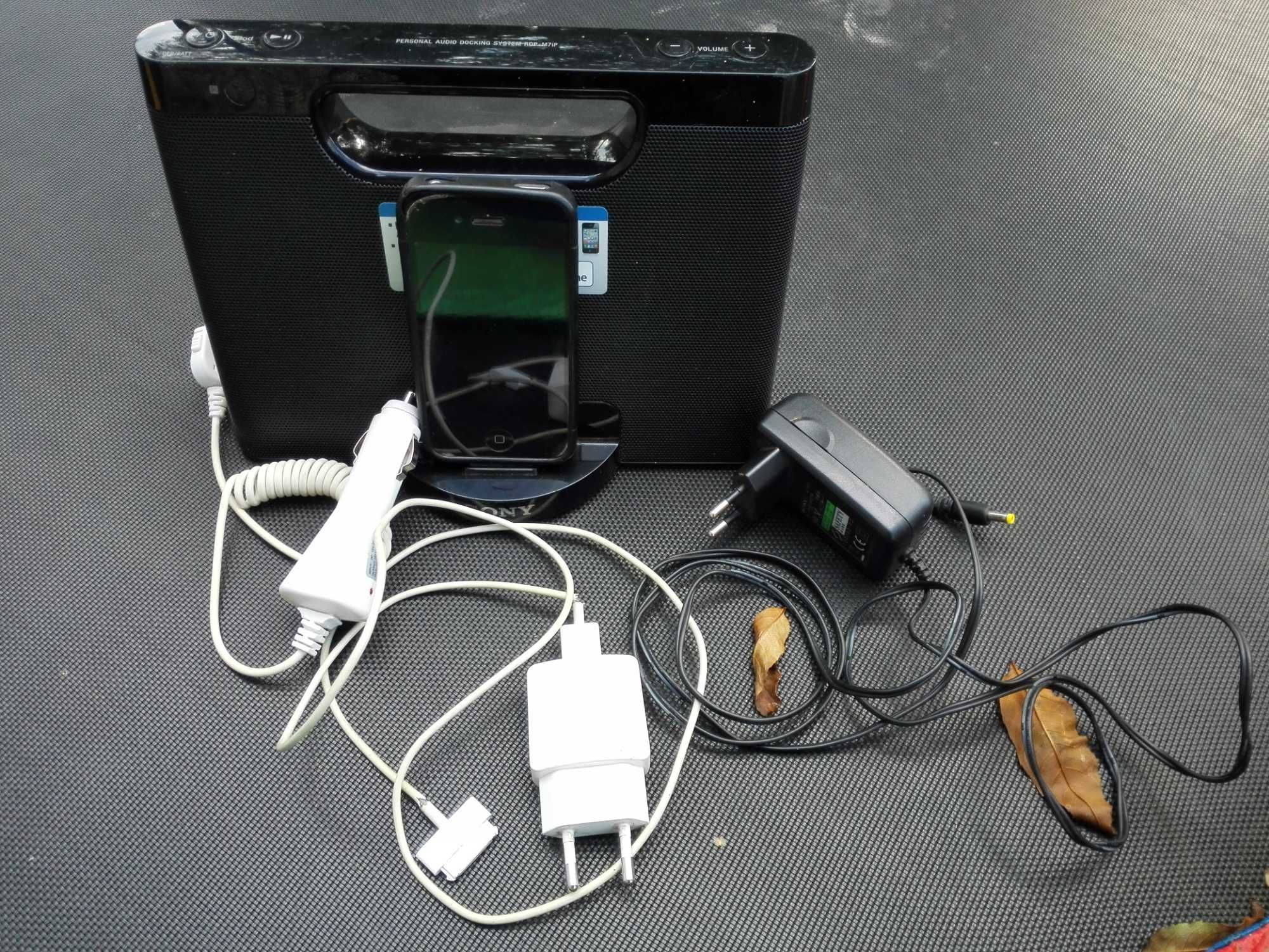 Iphone 4 stacja dokująca sony RDP m7ip