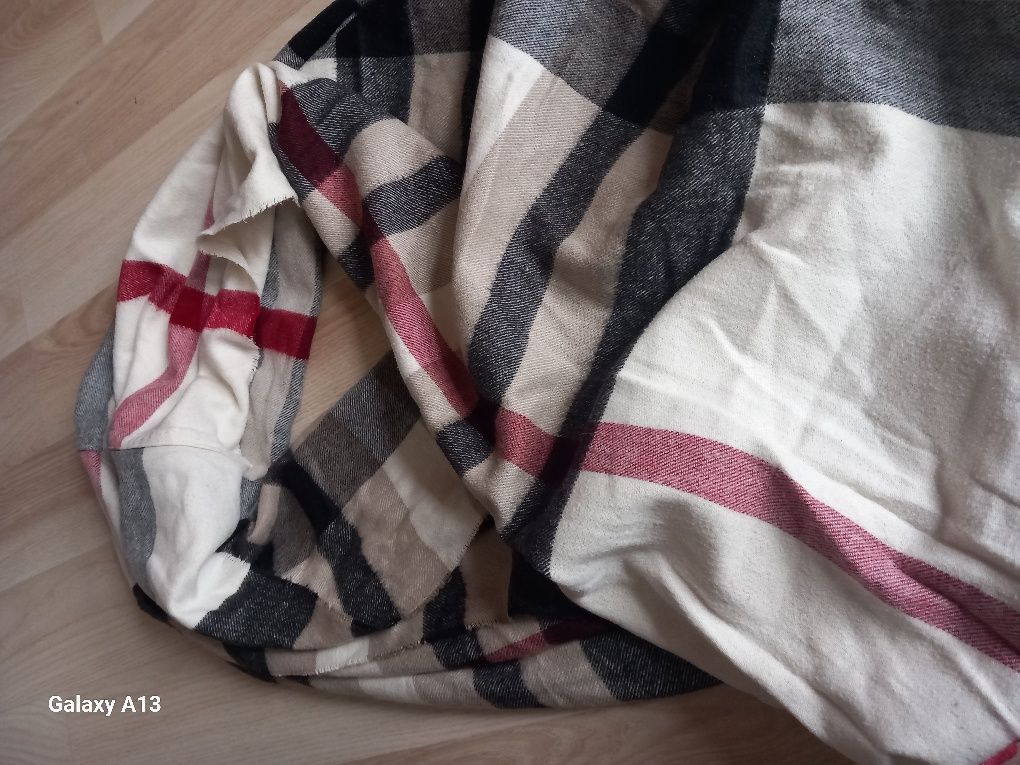 Burberry duży komin peleryna szalik