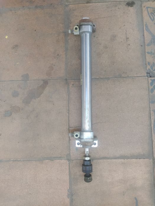 Пневмоцилиндр SMC