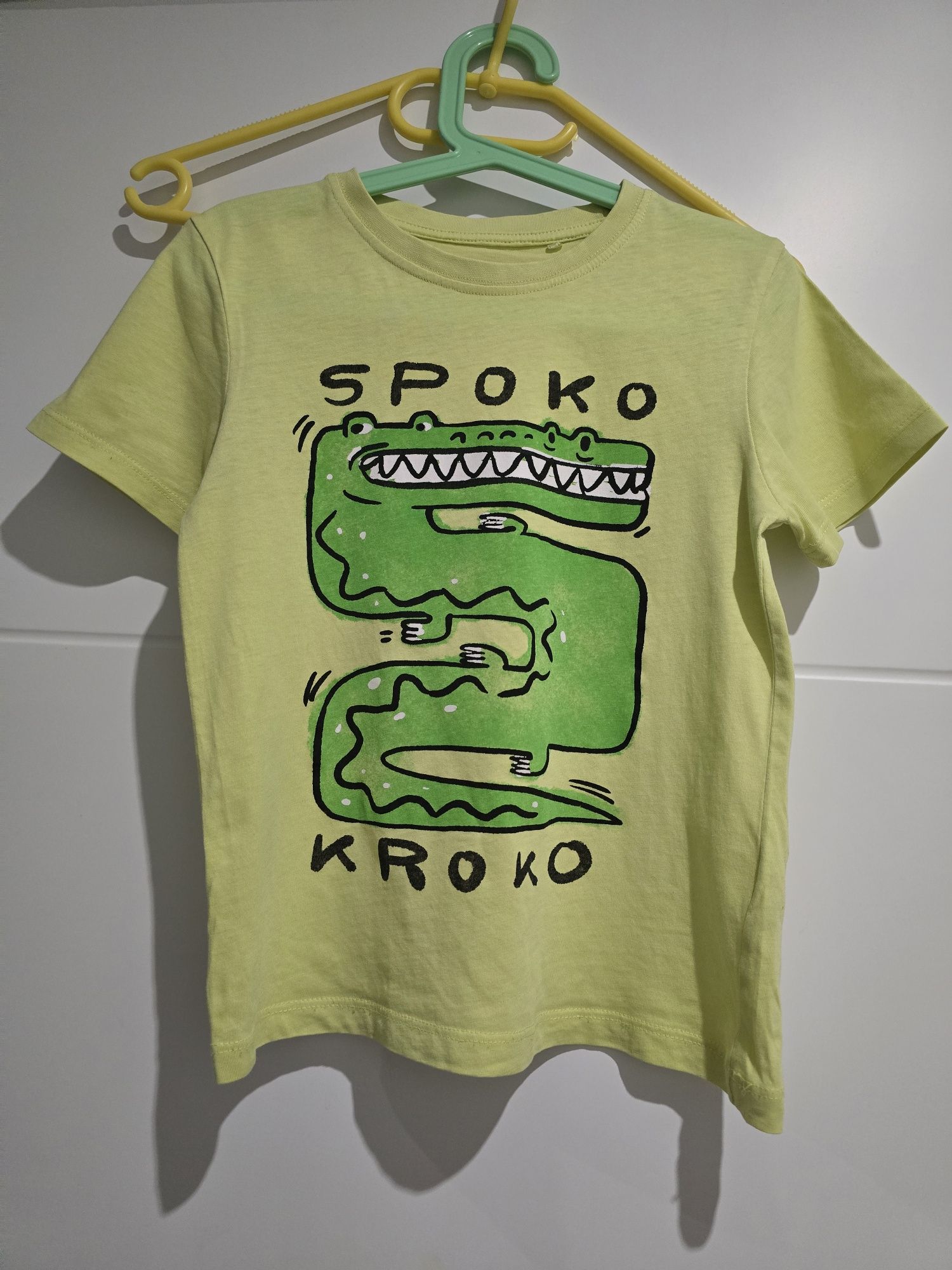 Bluzka T-shirt ze Smyka Cool Club 116 cm.