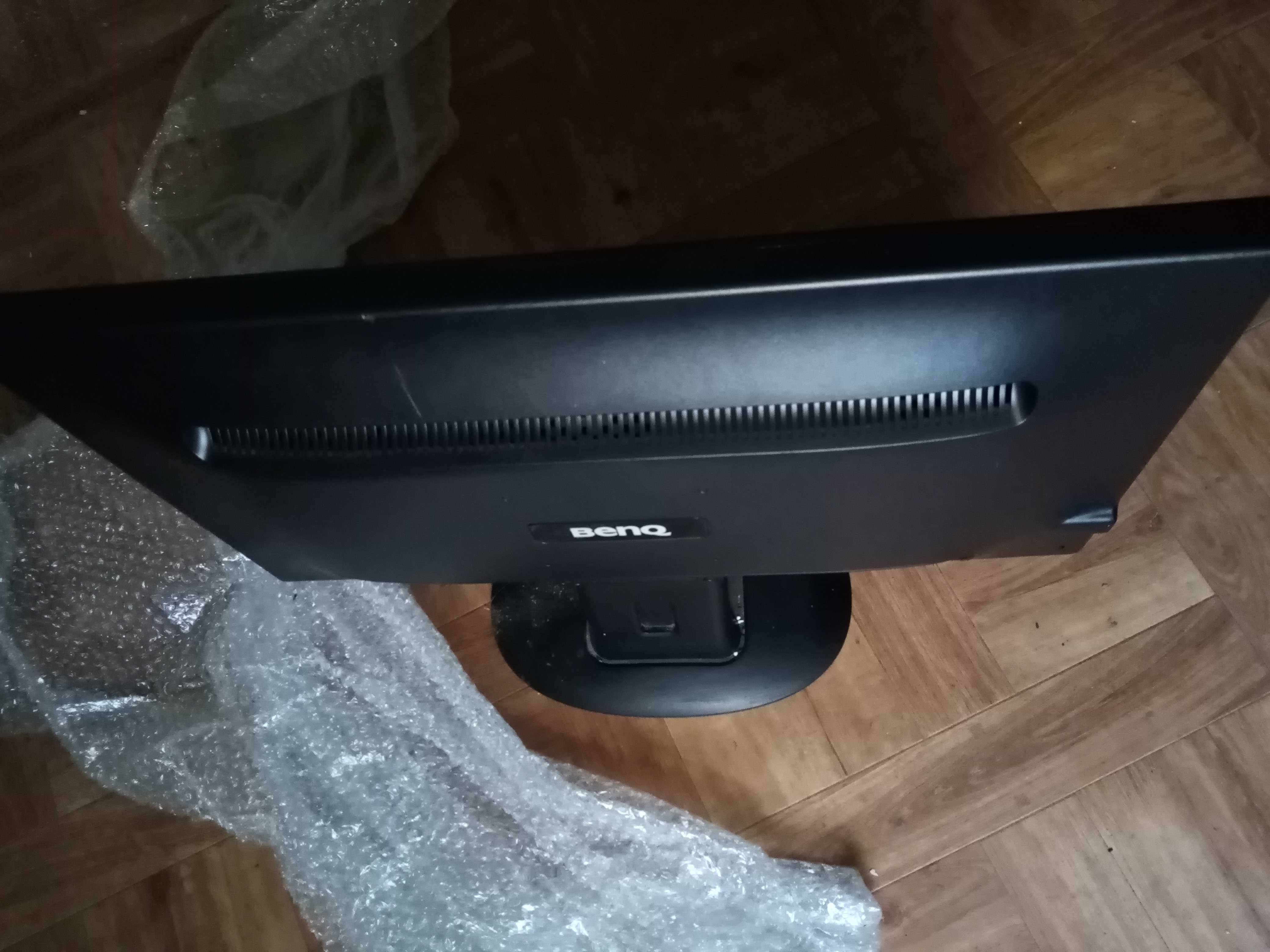 Monitor BenQ G2411 HD
