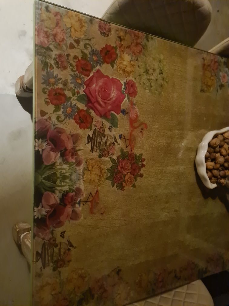 Stol drewniany ręcznie malowany plus 4 krzesla