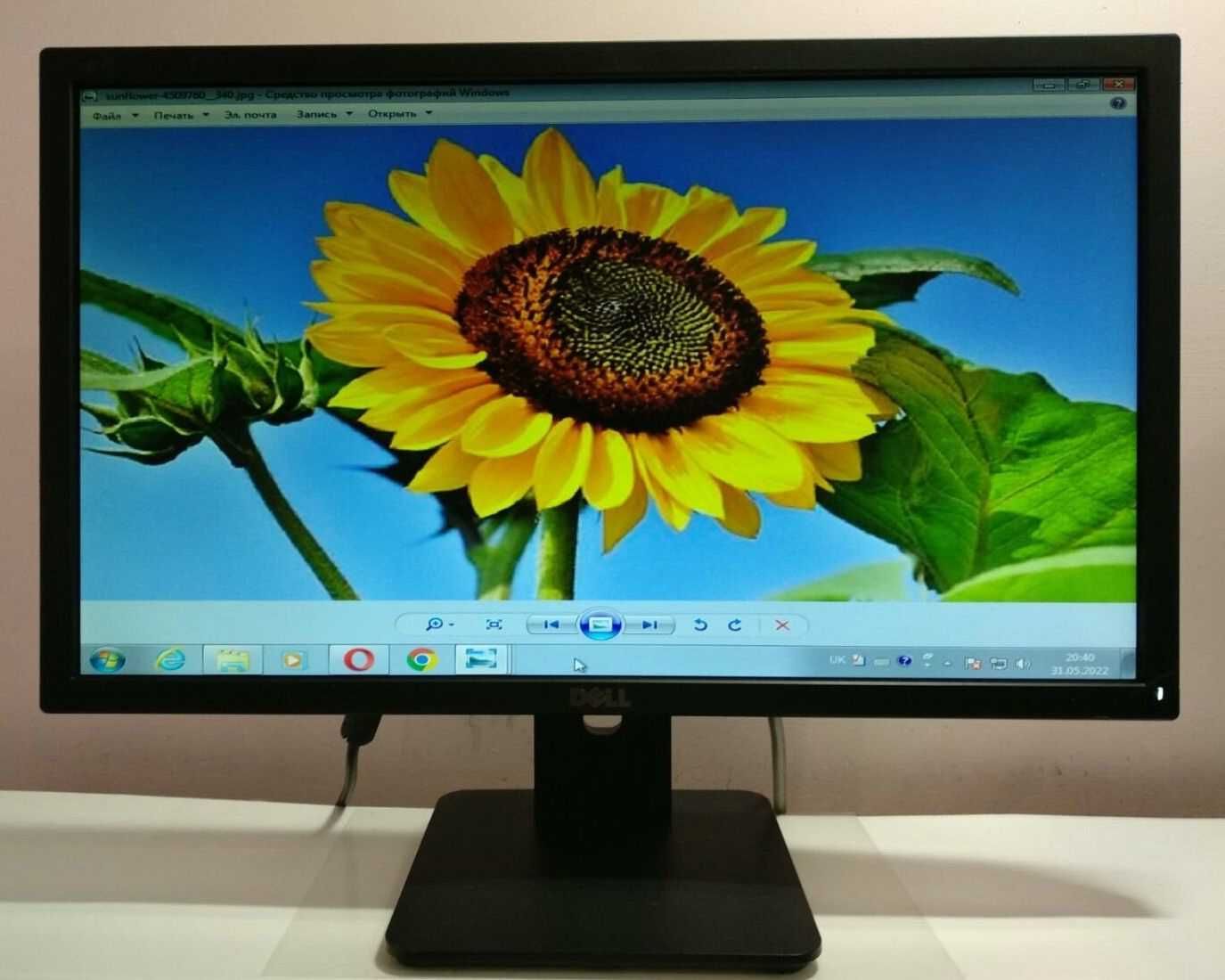 Монитор LED 21.5" Dell E2216H FullHD  DisplayPort, VGA