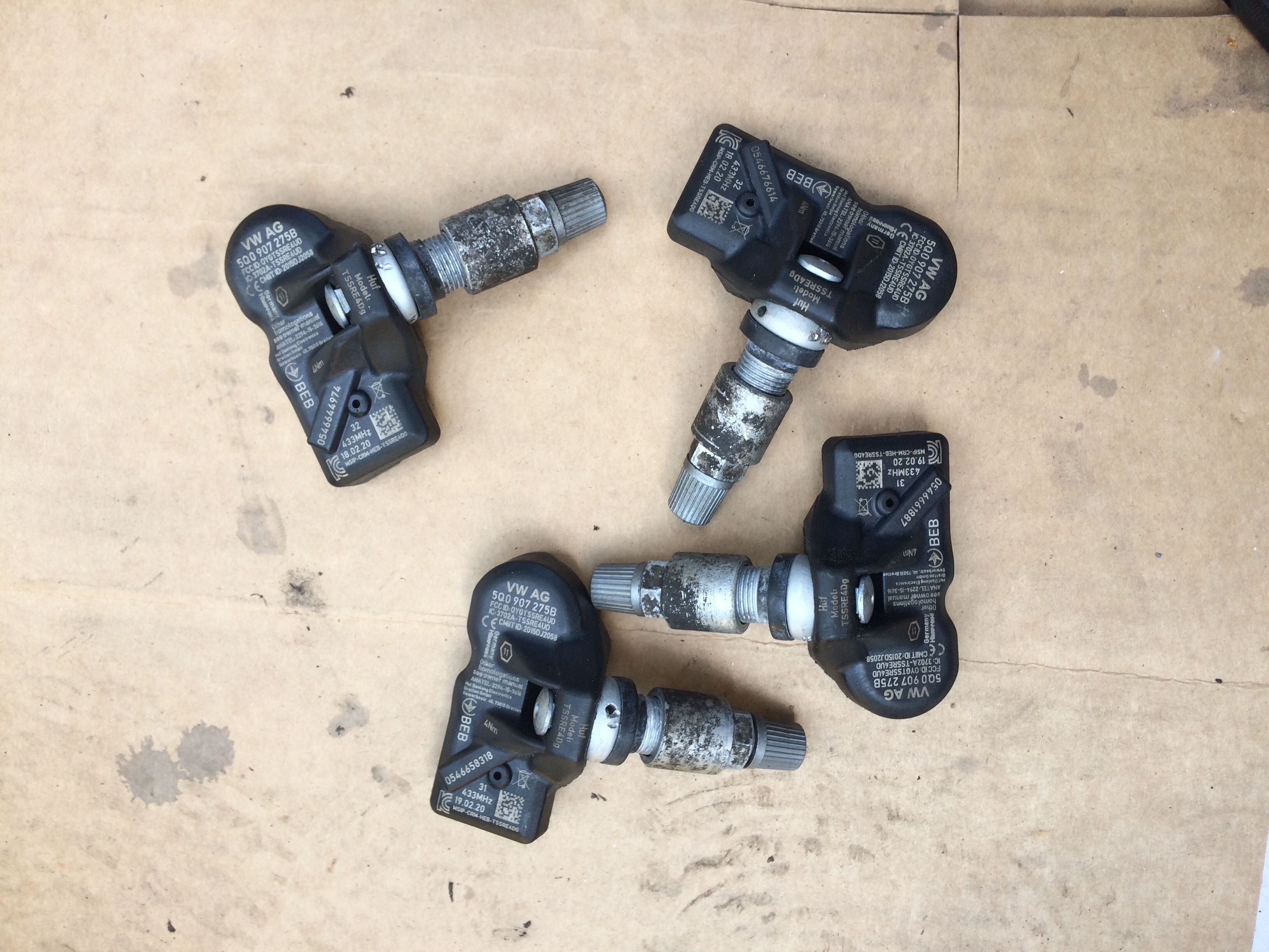 TPMS OEM Oryginalne czujniki powietrza opon VW Audi Skoda Seat Porsche