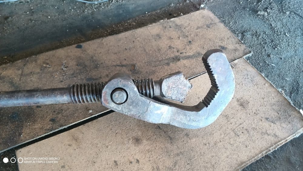 Ключ бурильника великий