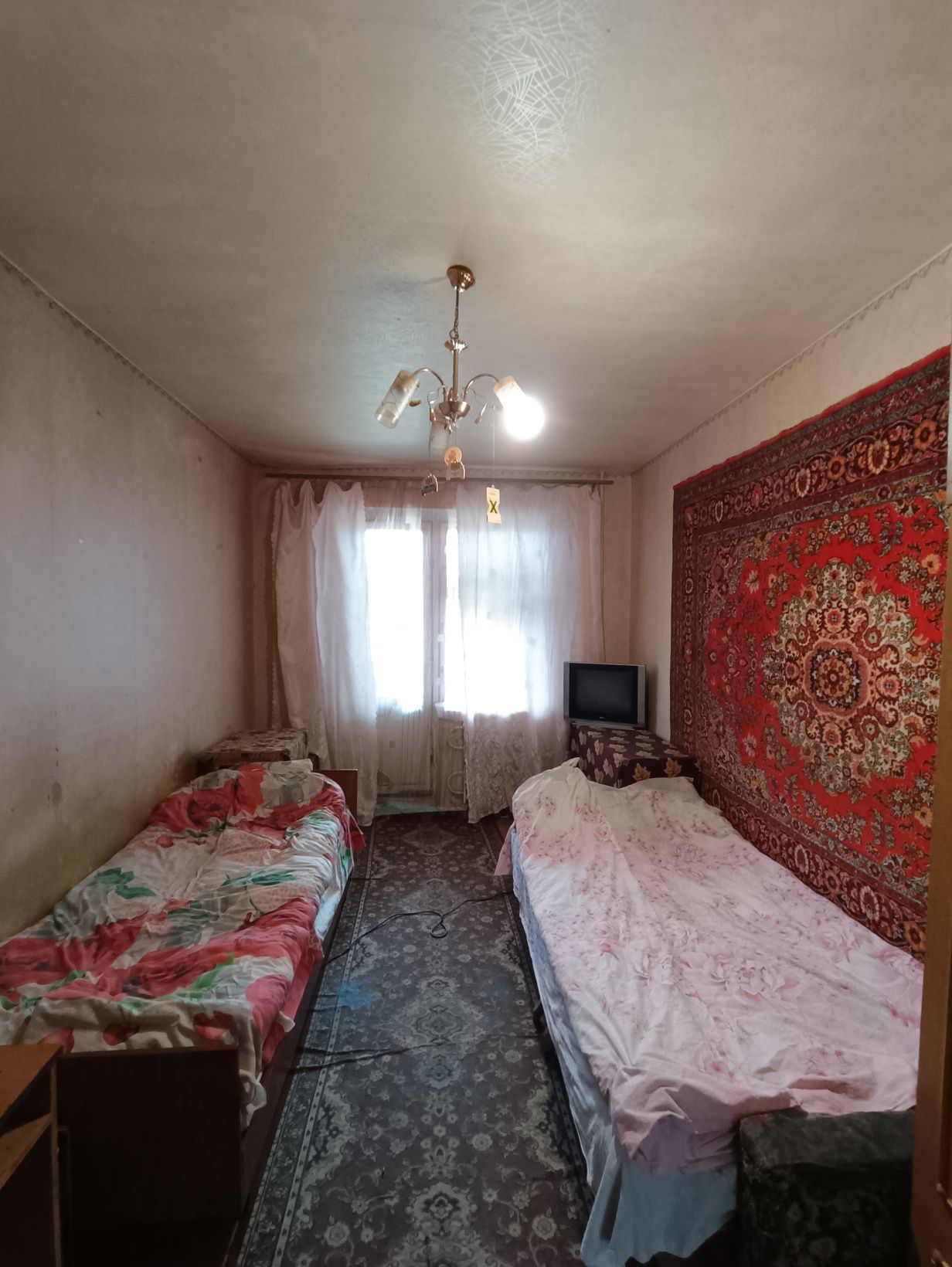 Продам 4комн, 2этаж, л/б, набережная