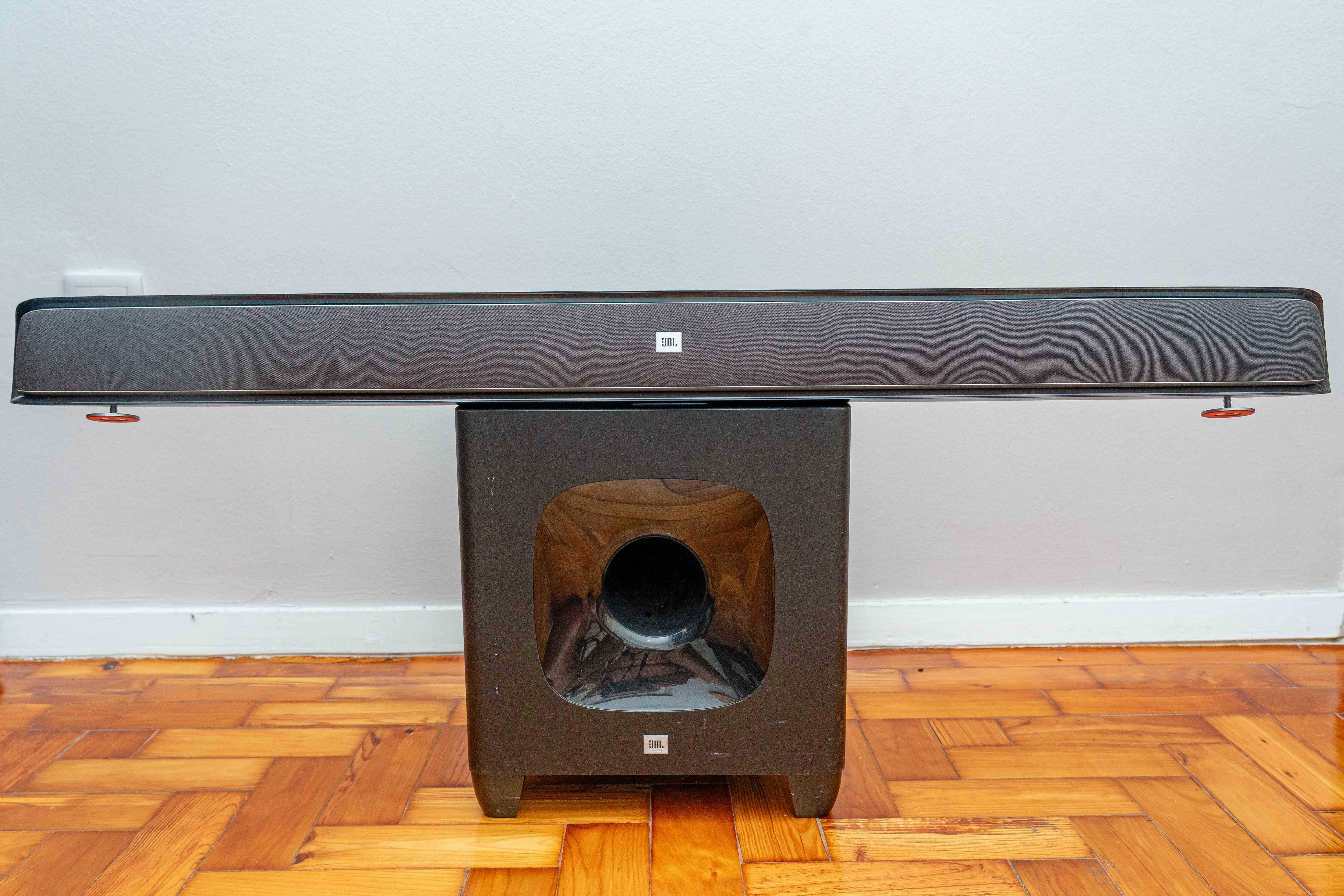 Coluna e Barra e subwoofer JBL SB400