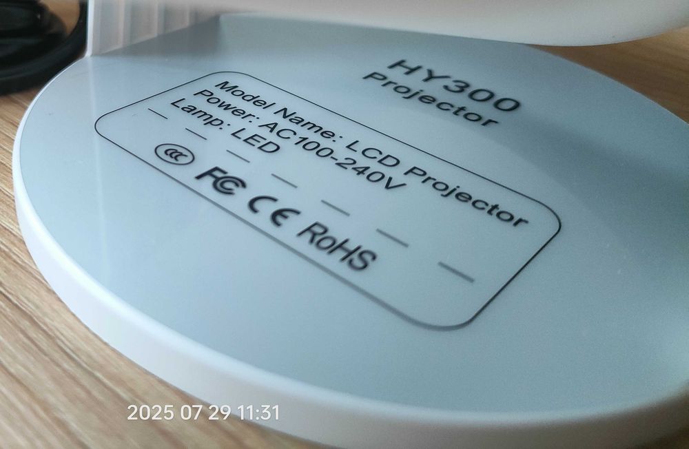 NOWY_Projektor LCD__HY300_Android Biały_OKAZJA