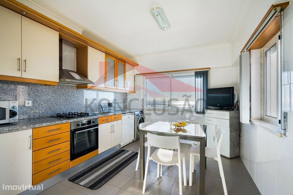 Apartamento t2 à venda na Praceta Ary dos Santos, 1