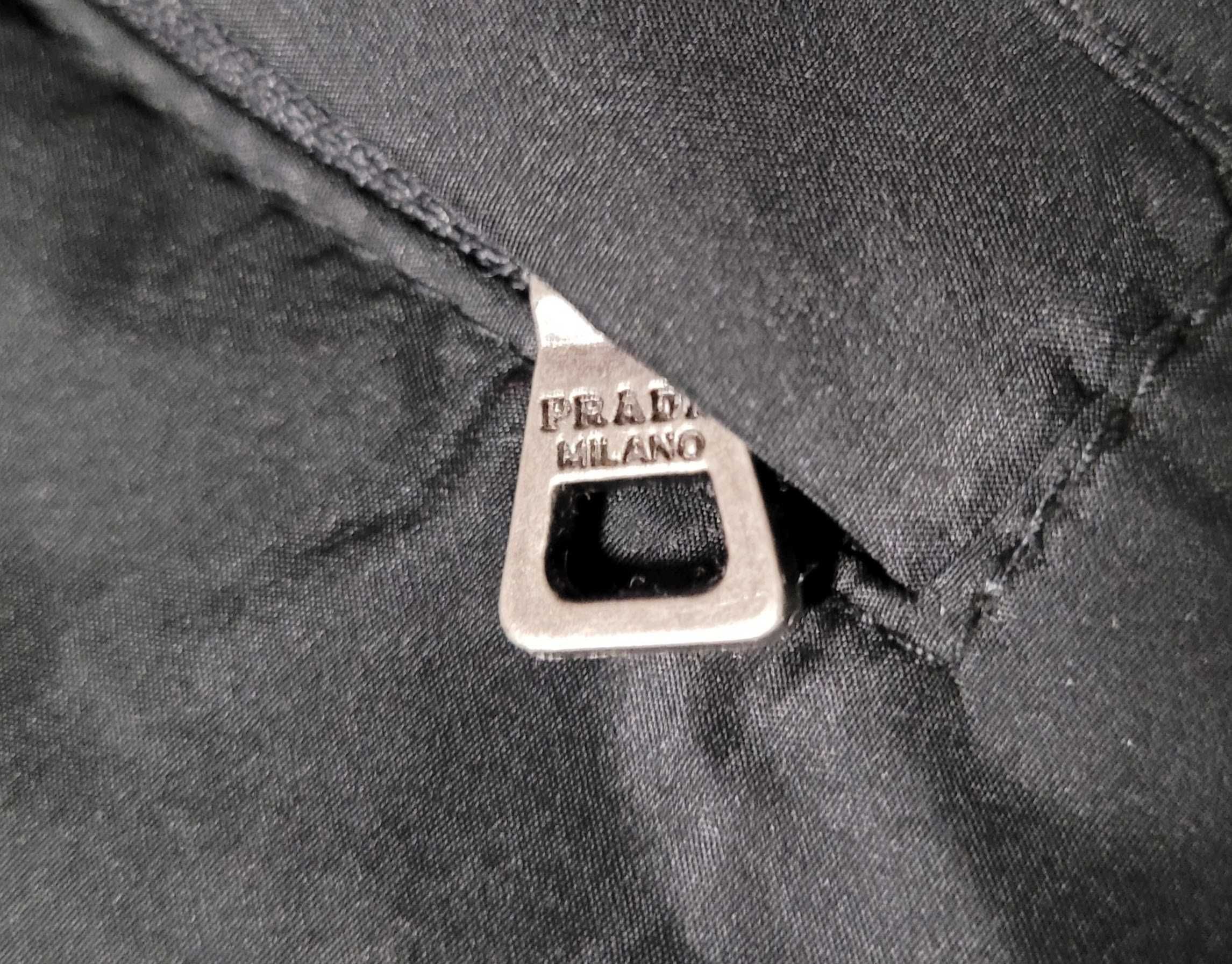 Куртка Prada (оригинал).