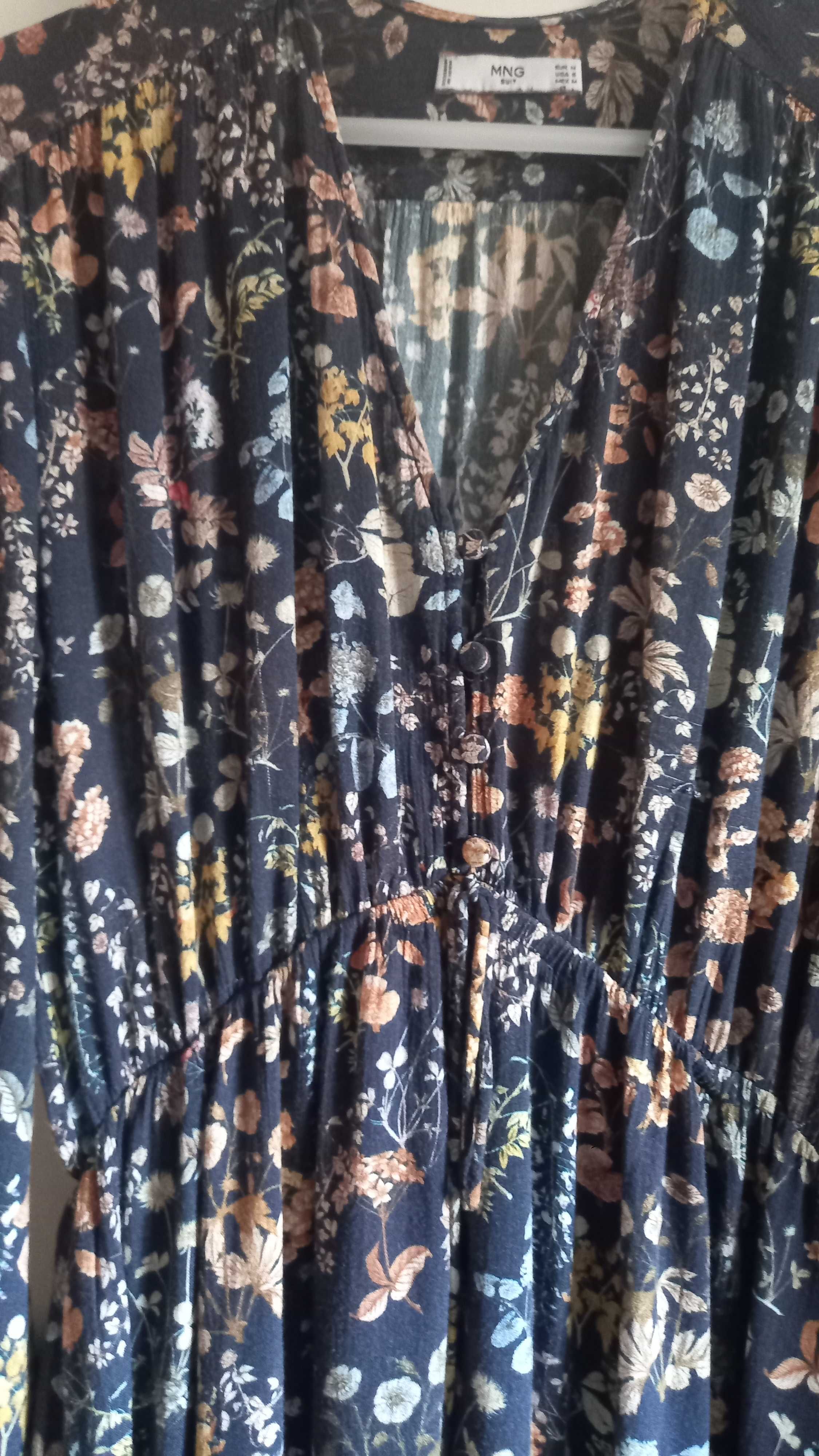 Vestido azul escuro com flores coloridas - M - Mango