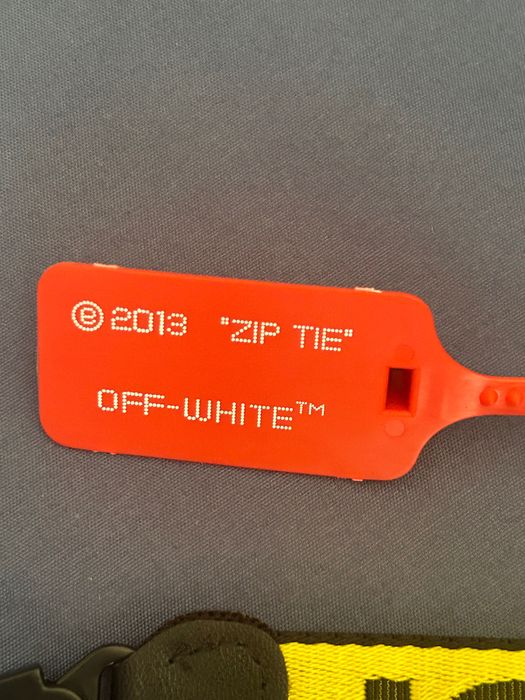 Off-White KeyChain