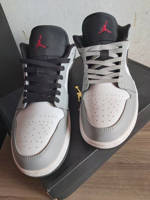 Air Jordan 1 Low Smoke Grey