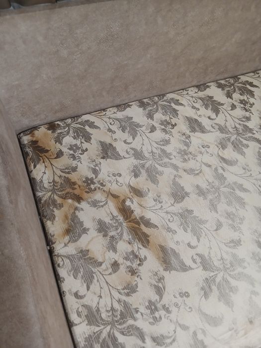 Диван-ліжко. Шир. 127, довж. 80, спальне місце 110, довжина 190.