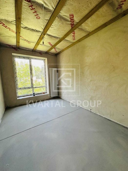 БЕЗ КОМІСІЇ! цегляний ТаунХаус без ремонту. ПАСПОРТНИЙ стіл