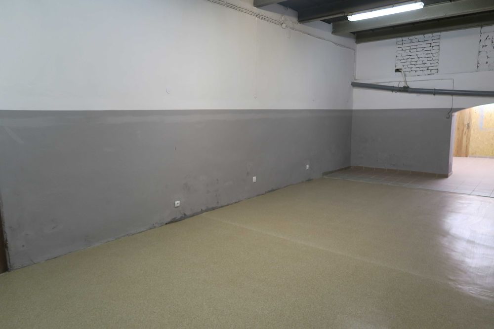 Magazyn tani i wysoki