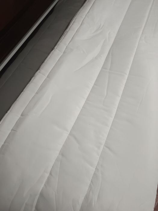 Conjunto de Edredon e almofadas