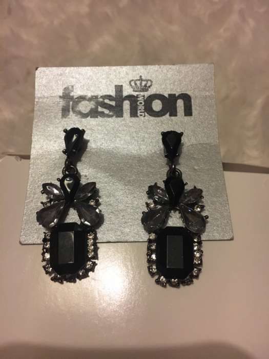 Brincos brilhantes preto e cinza novos