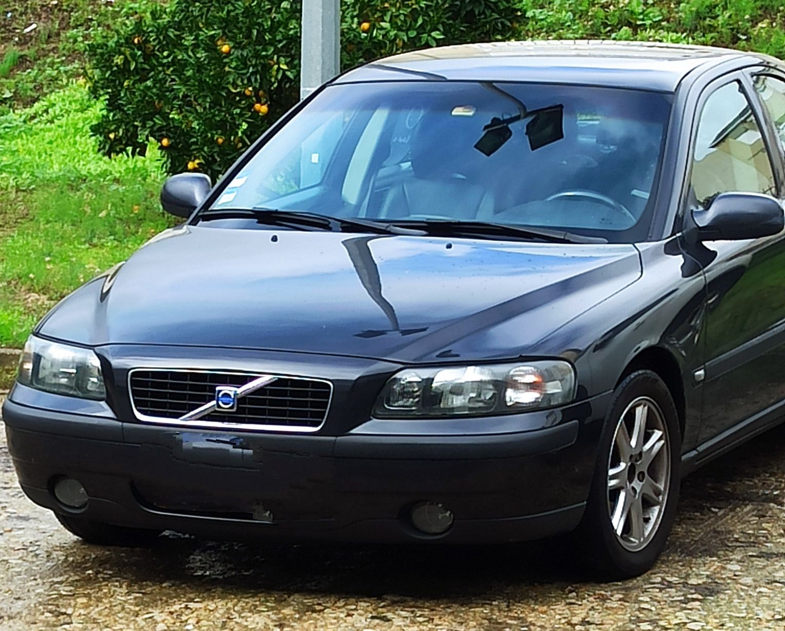 Vendo volvo S60 163cv como novo revisões feitas na volvo,carro 5*