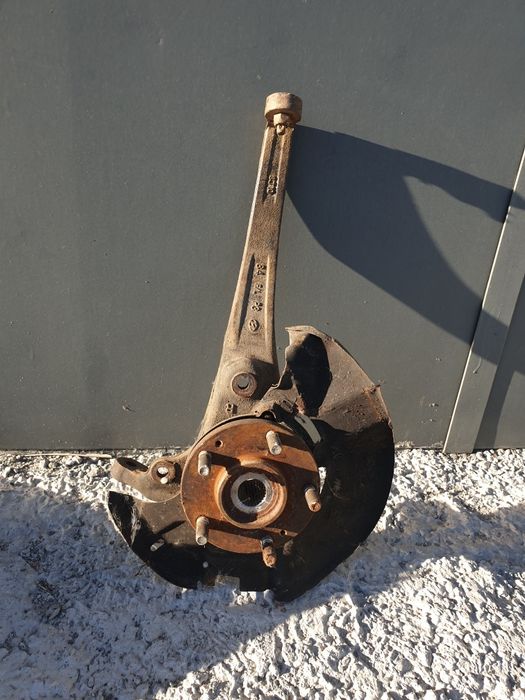 Поворотний кулак, цапфа, ступица hyundai sonata оригінал