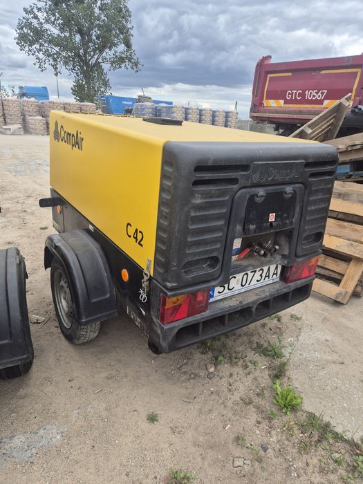 Kompresor śrubowy compair c42 2020r atlas copco kaeser